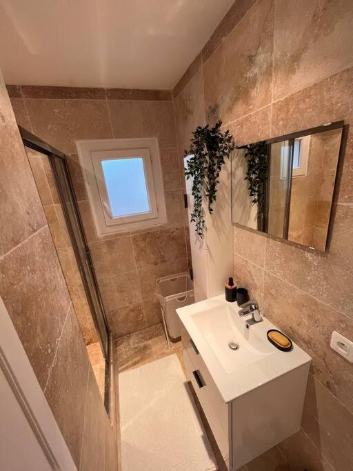 Grand Appartement 3 Chambres A 300M De La Plage Sainte-Maxime Buitenkant foto